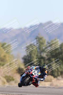 media/Jan-17-2026-CVMA (Sat) [[ab348a895b]]/Race 4-Formula Middleweight/